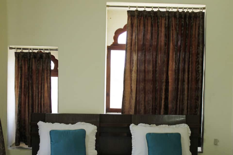 Hotel Neeraj